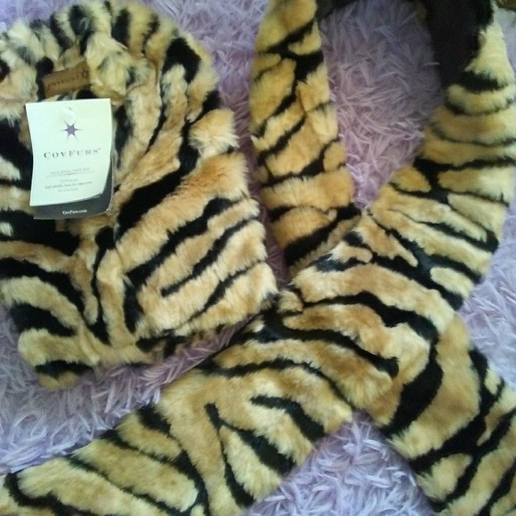 LAST PAIR Boot covers & Scarf Faux Fur Tiger new No tags - Picture 7 of 7